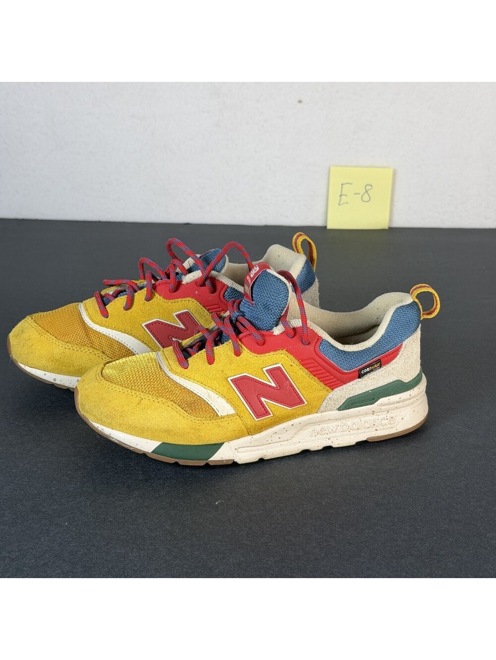 New Balance 997H Men's Athletic Shoes Multi-Color Size 6.5 US Storage E-8